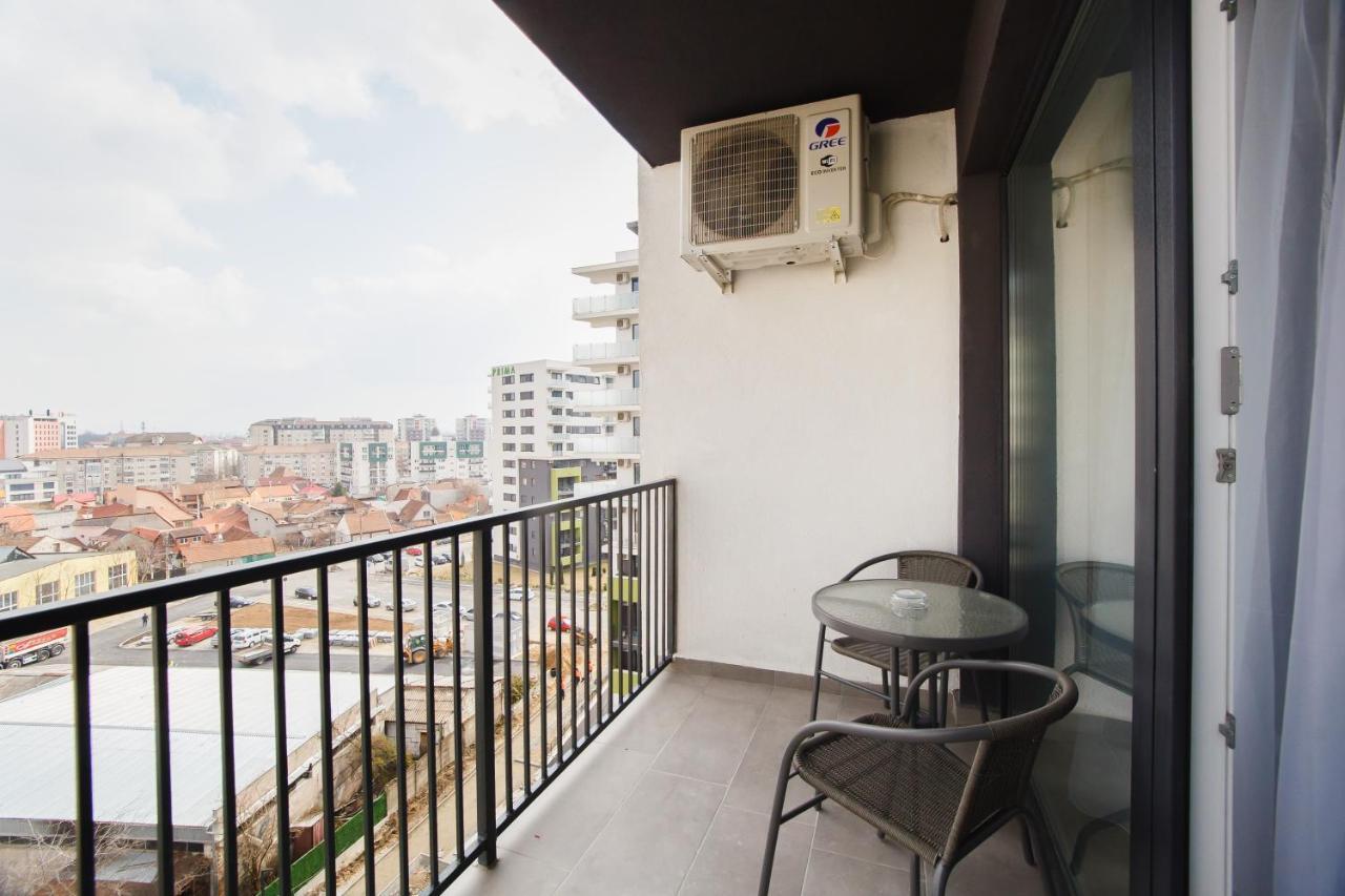 Trio Pink Apartment Oradea Exterior photo